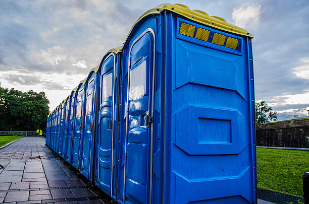 Portable restroom solutions in Lake Riverside, CA
